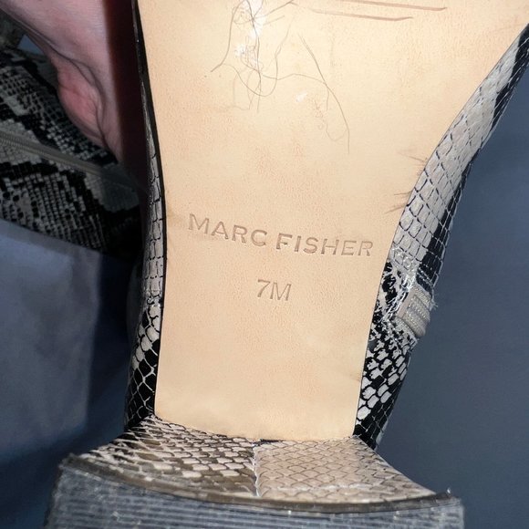 Like new Marc Fisher Snakeskin Print Faux Leather Boots Size 7 - Picture 5 of 10